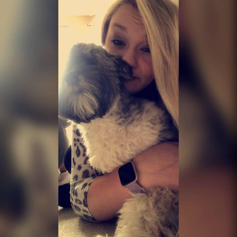 Meet your Posher, Caitlin